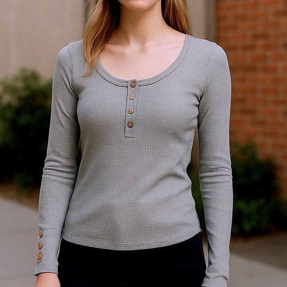 Womans‎ Henley Top Medium Y2K Bella Swan Elena Gilbert Ribbed Knit - Picture 1 of 16